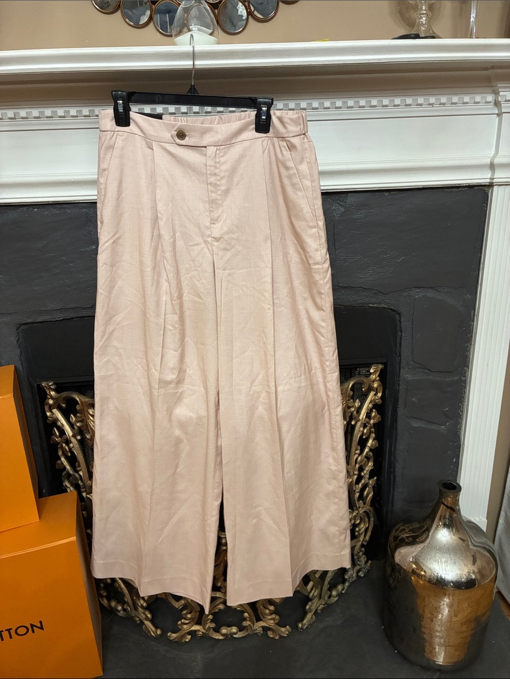 Banana Republic Wide Leg Trousers in Light Blush Pink